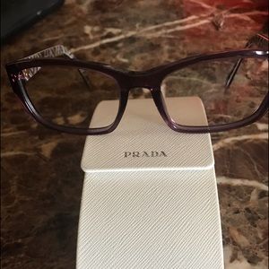 Prada reading sun glasses